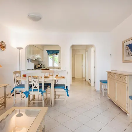 شقة Family Holidays @ Balaia 143